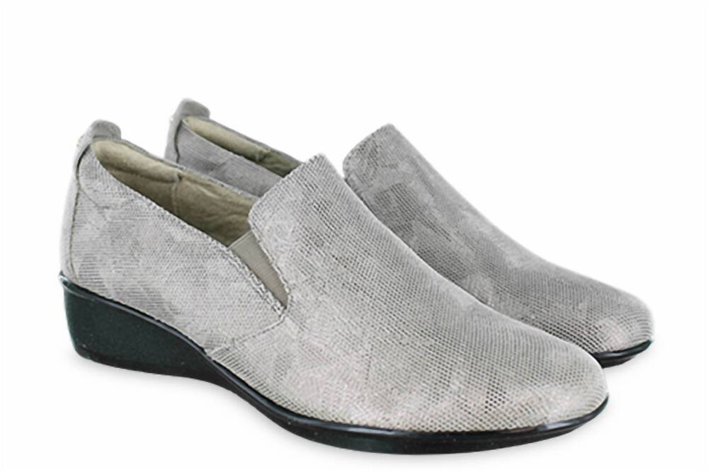 NEW REVERE women's jamaica shoes in grey